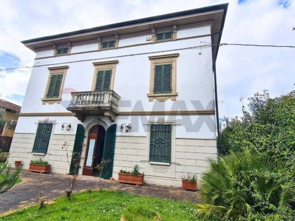 casa indipendente in vendita ad Altopascio in zona Spianate
