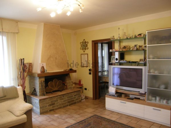casa indipendente in vendita ad Altopascio