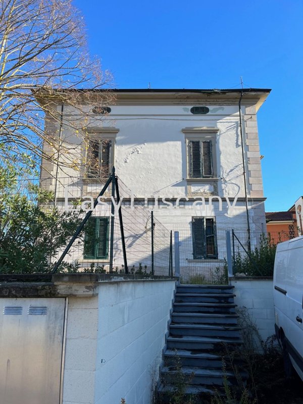 casa indipendente in vendita ad Altopascio