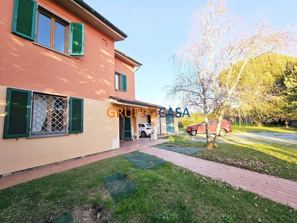 casa indipendente in vendita ad Altopascio
