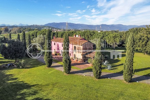 casa indipendente in vendita ad Altopascio
