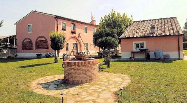 casa indipendente in vendita ad Altopascio