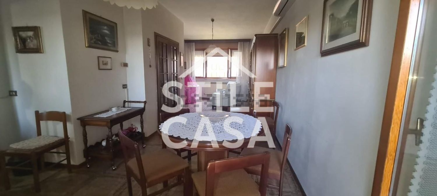 casa indipendente in vendita ad Altopascio