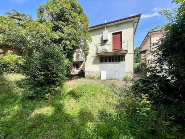 casa indipendente in vendita ad Altopascio