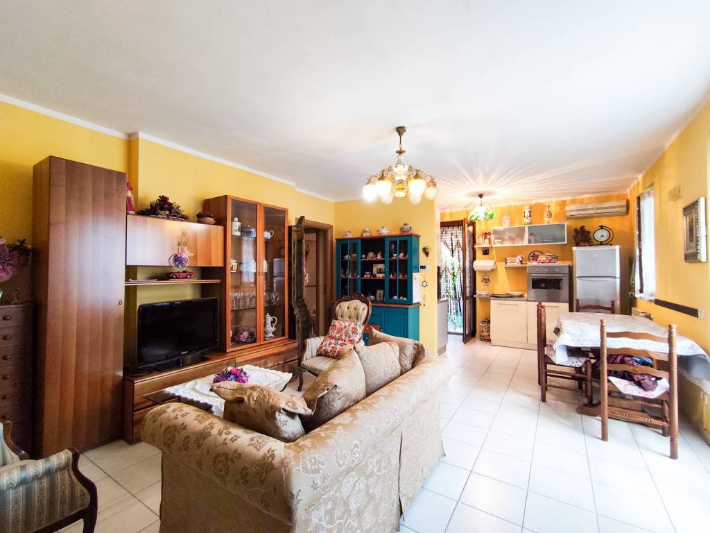 casa indipendente in vendita ad Altopascio in zona Spianate