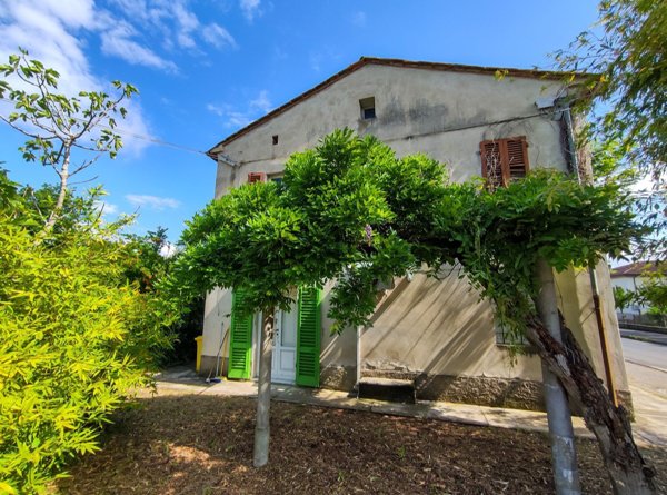 casa indipendente in vendita ad Altopascio in zona Spianate