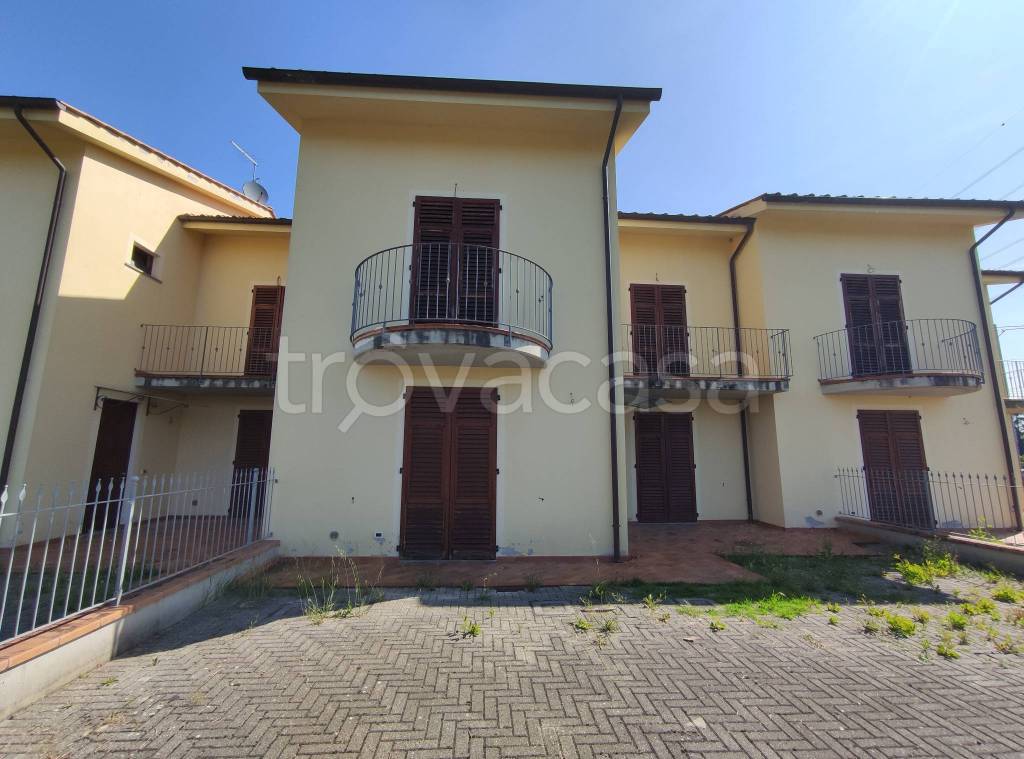 casa indipendente in vendita ad Altopascio in zona Marginone