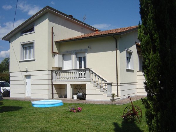 casa indipendente in vendita ad Altopascio