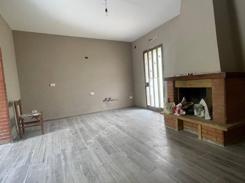 casa indipendente in vendita ad Altopascio in zona Spianate
