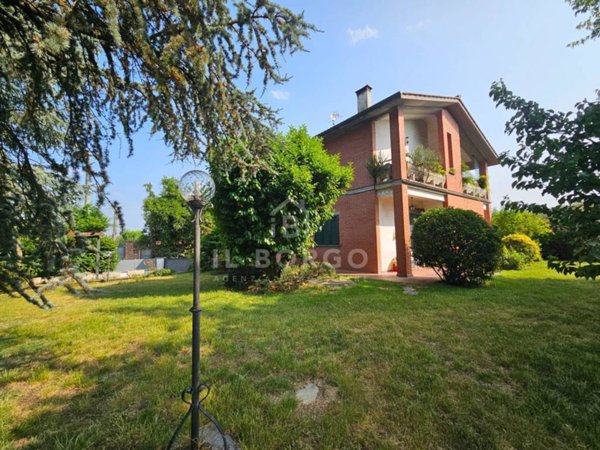 casa indipendente in vendita ad Altopascio in zona Marginone