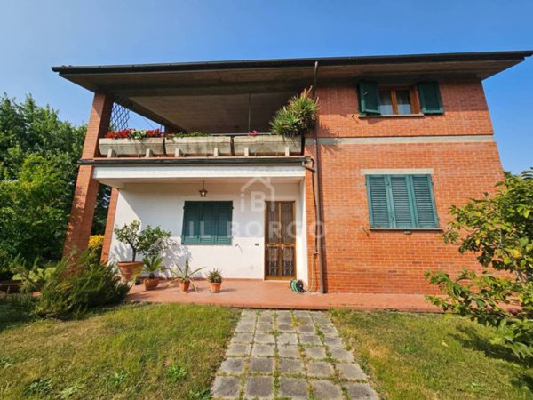 casa indipendente in vendita ad Altopascio