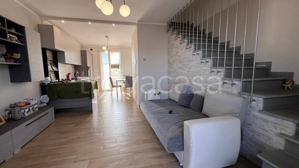 casa indipendente in vendita ad Altopascio