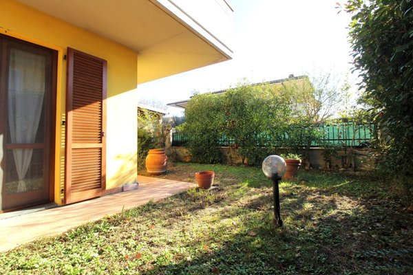 casa indipendente in vendita ad Altopascio in zona Spianate