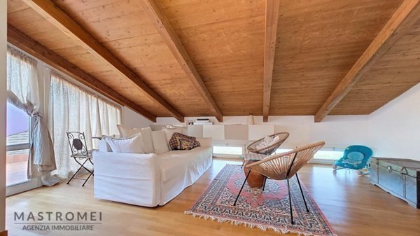 casa indipendente in vendita ad Altopascio