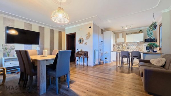 casa indipendente in vendita ad Altopascio