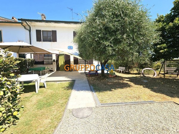 casa indipendente in vendita ad Altopascio