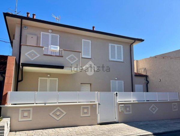 casa indipendente in vendita ad Altopascio