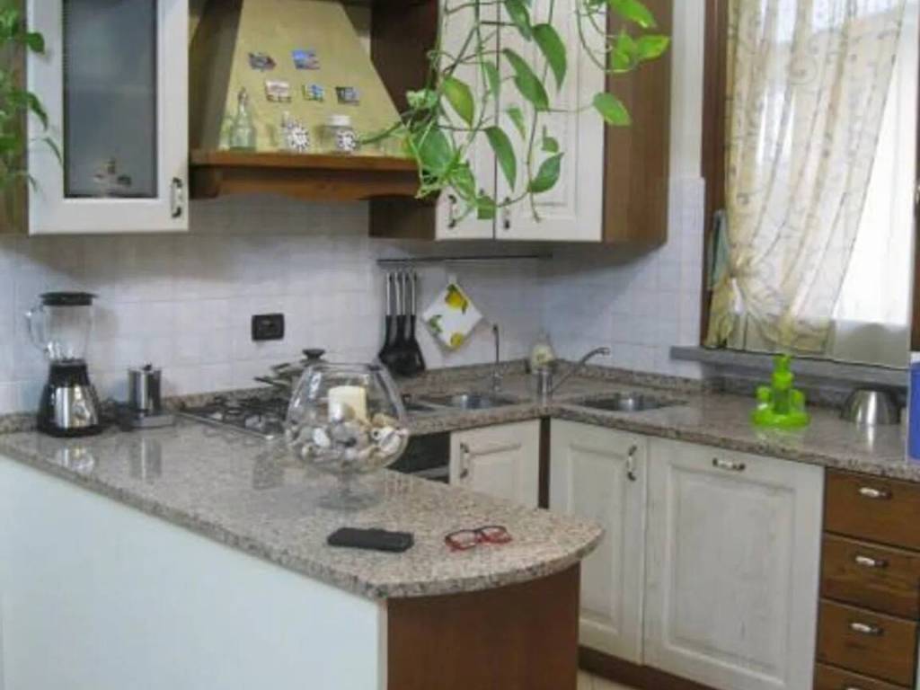 appartamento in vendita ad Altopascio in zona Badia Pozzeveri