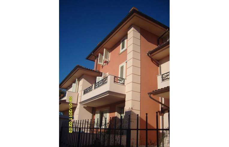 casa indipendente in vendita ad Altopascio