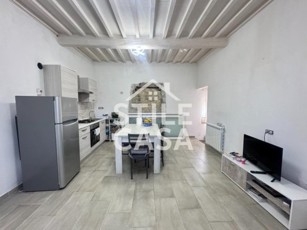 intera palazzina in vendita ad Altopascio in zona Marginone