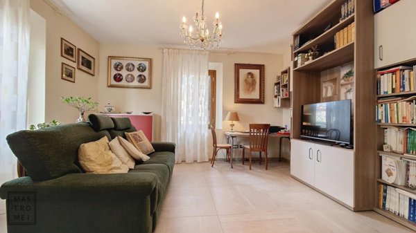 casa indipendente in vendita ad Altopascio in zona Badia Pozzeveri