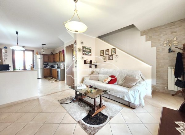 casa indipendente in vendita ad Altopascio