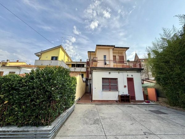 appartamento in vendita ad Altopascio in zona Spianate