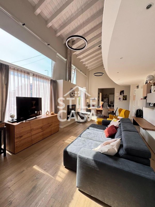 casa indipendente in vendita ad Altopascio