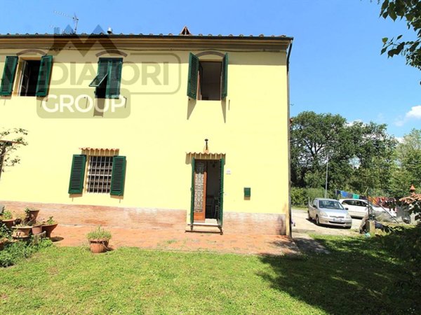 casa indipendente in vendita ad Altopascio in zona Marginone