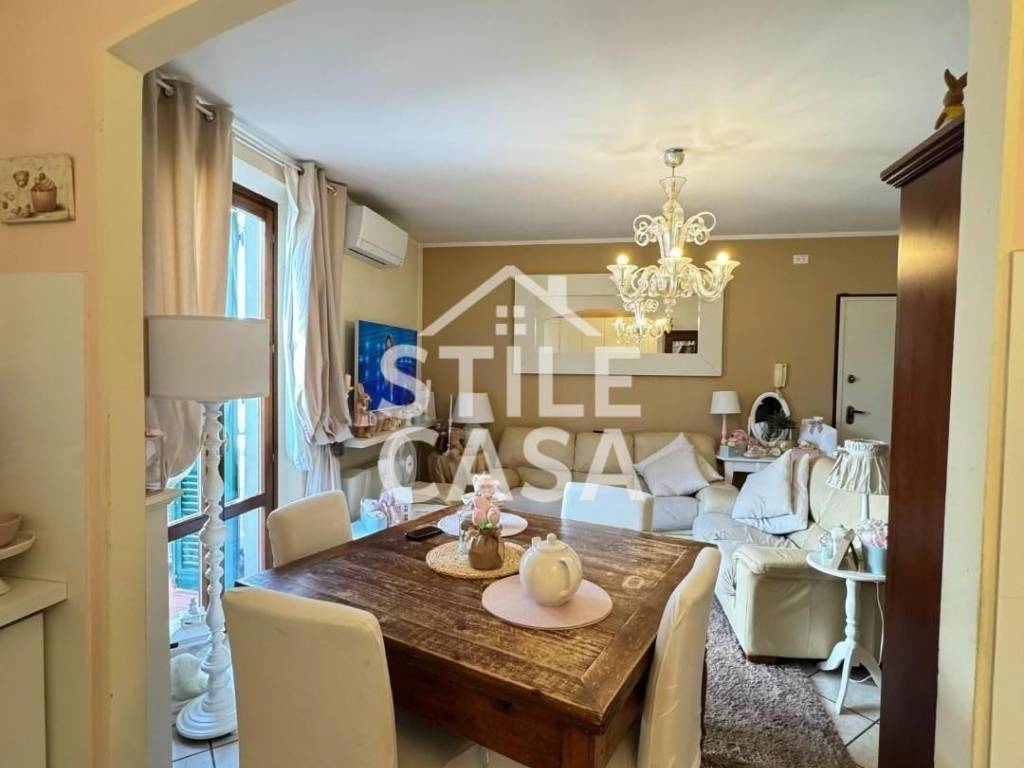 casa indipendente in vendita ad Altopascio