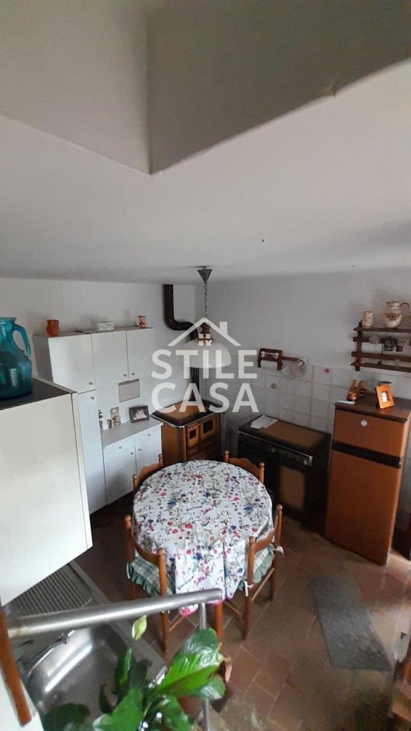 casa indipendente in vendita ad Altopascio in zona Badia Pozzeveri