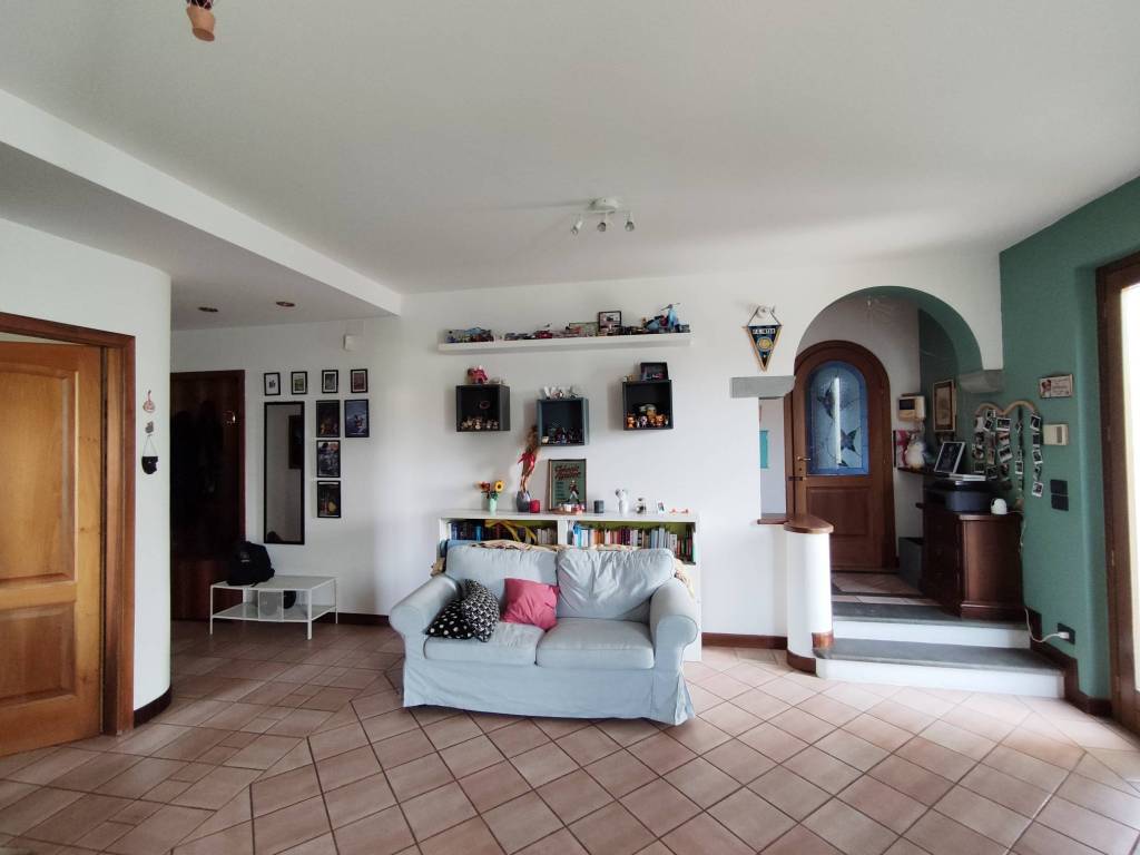 casa indipendente in vendita ad Altopascio
