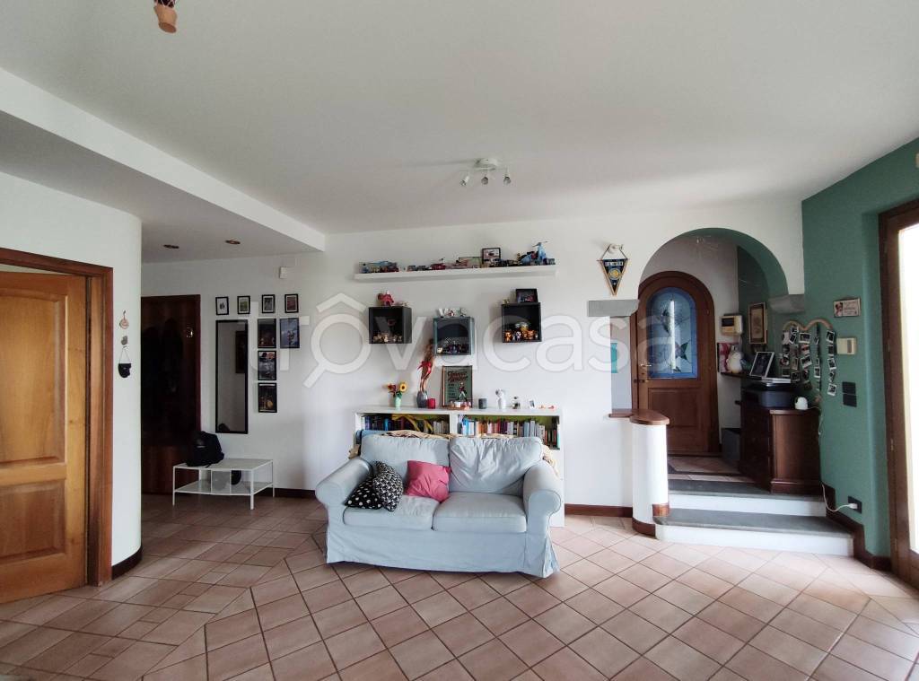 casa indipendente in vendita ad Altopascio