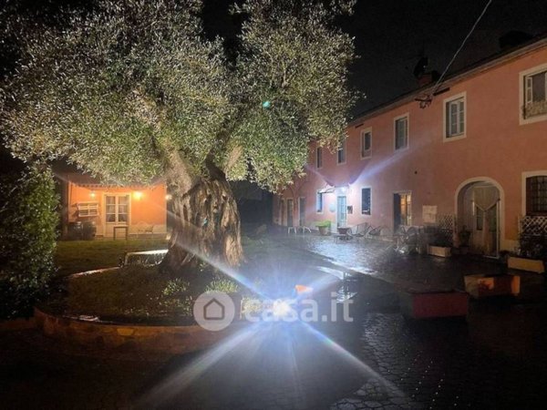 casa indipendente in vendita ad Altopascio in zona Spianate