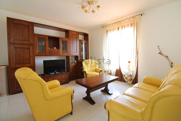 casa indipendente in vendita ad Altopascio