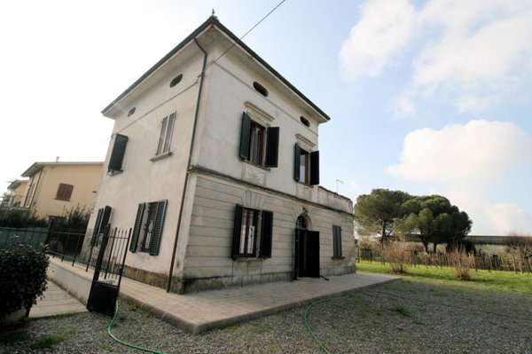 casa indipendente in vendita ad Altopascio in zona Spianate