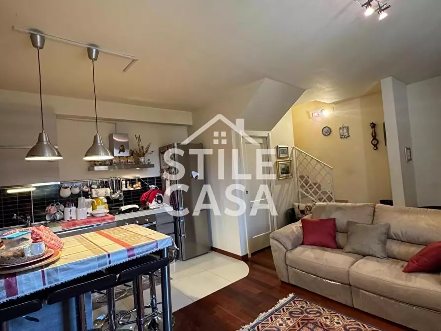 casa indipendente in vendita ad Altopascio in zona Badia Pozzeveri