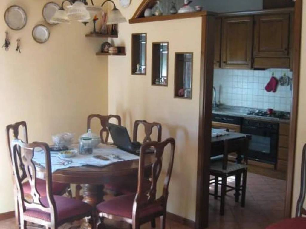 appartamento in vendita ad Altopascio in zona Badia Pozzeveri