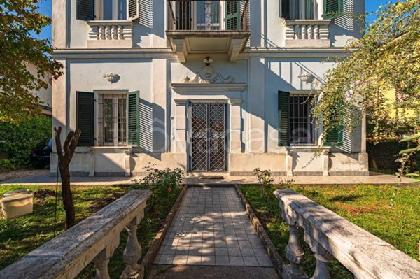 casa indipendente in vendita ad Altopascio