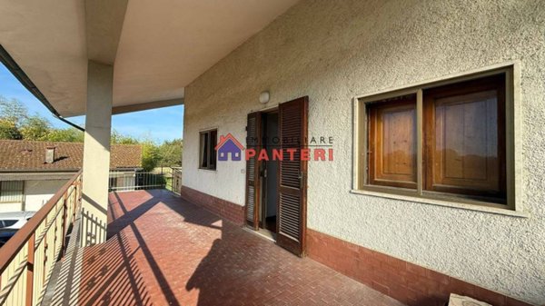 casa indipendente in vendita ad Altopascio