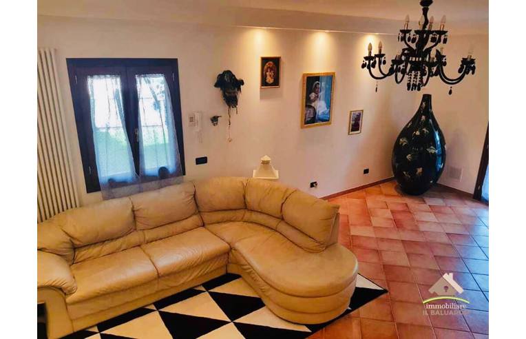 casa indipendente in vendita ad Altopascio in zona Badia Pozzeveri