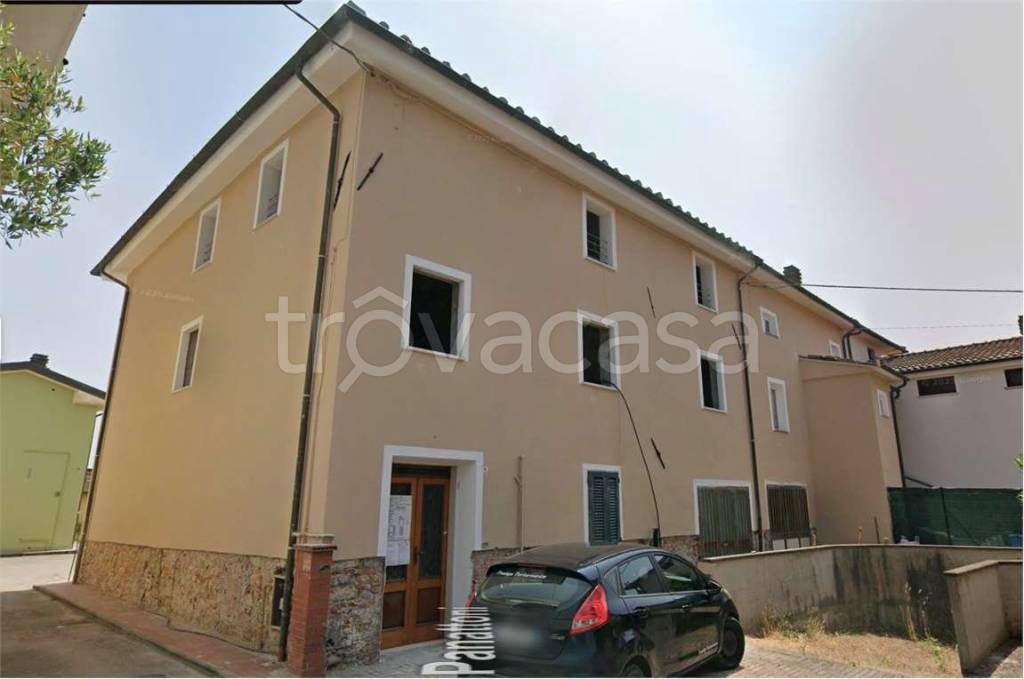 casa indipendente in vendita ad Altopascio