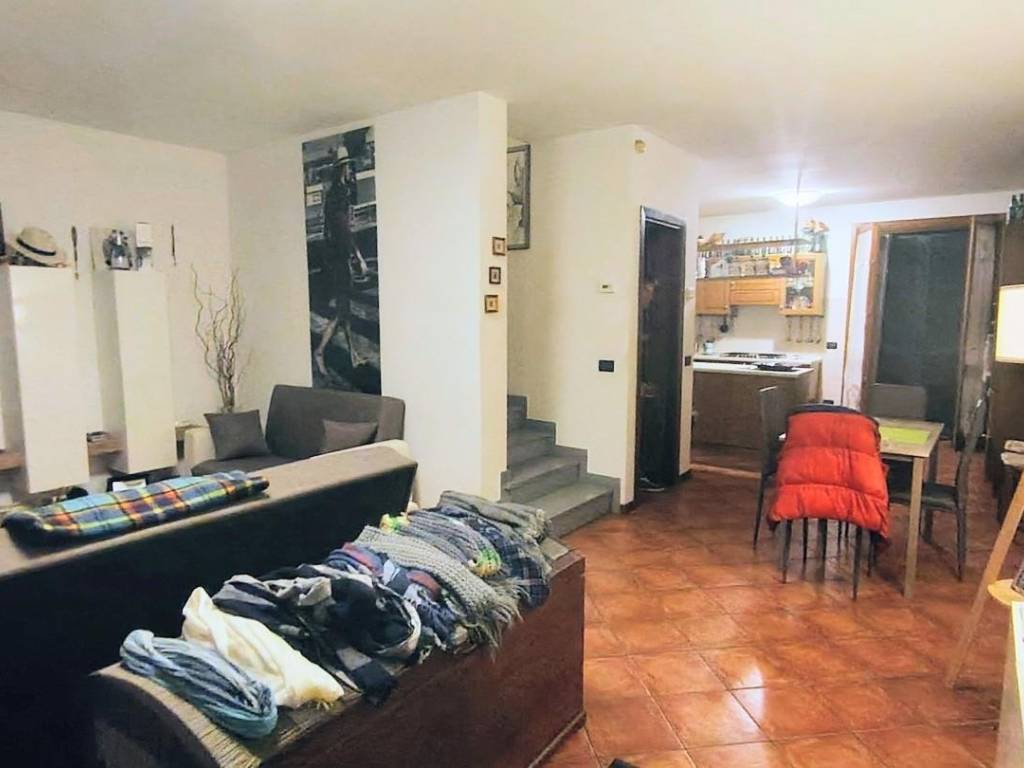 casa indipendente in vendita ad Altopascio