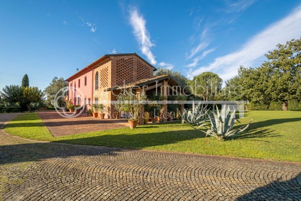 casa indipendente in vendita ad Altopascio