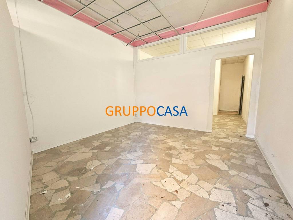negozio in vendita ad Altopascio