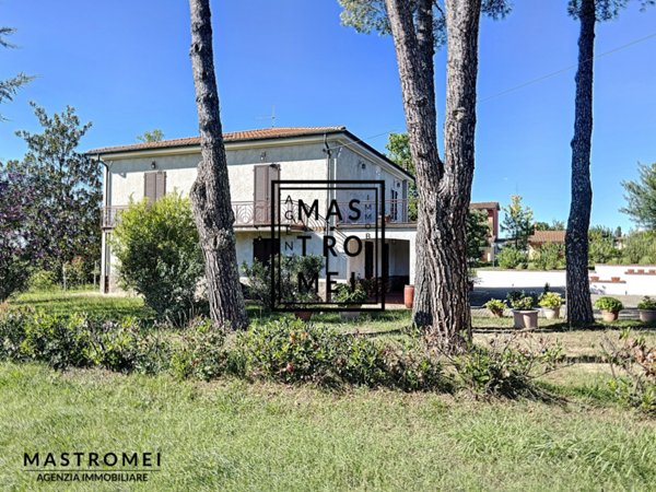 casa indipendente in vendita ad Altopascio