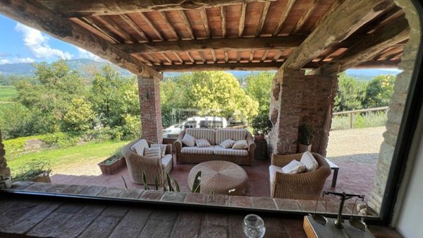 casa indipendente in vendita ad Altopascio