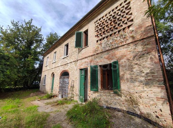 casa indipendente in vendita ad Altopascio in zona Badia Pozzeveri