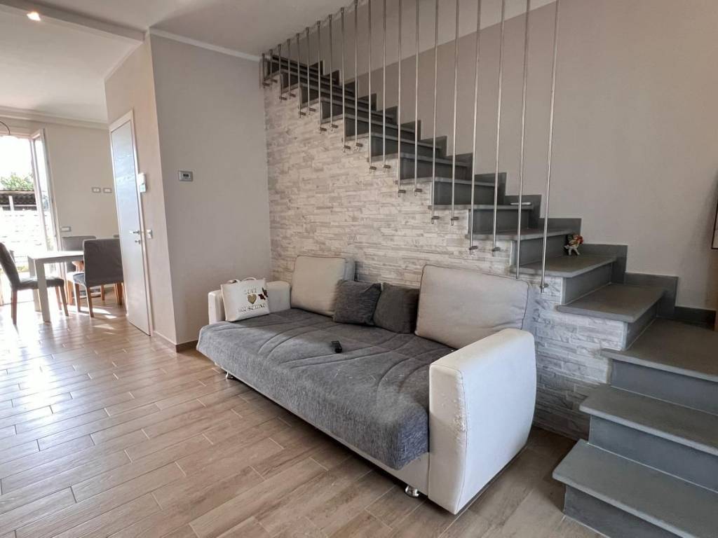 casa indipendente in vendita ad Altopascio in zona Spianate