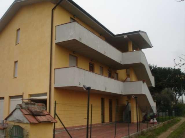 appartamento in vendita ad Altopascio in zona Badia Pozzeveri